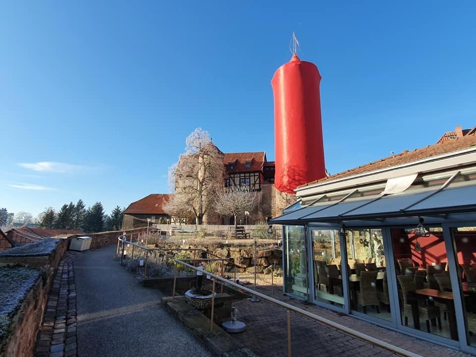 Hotel & Cafe Schachtenburg Schlitz Exterior photo